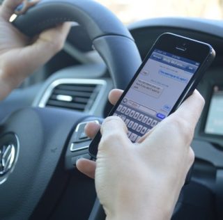 Texas Blocks Texting and Driving Ban