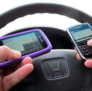 Can our Brain Handle Multitasking when Driving?